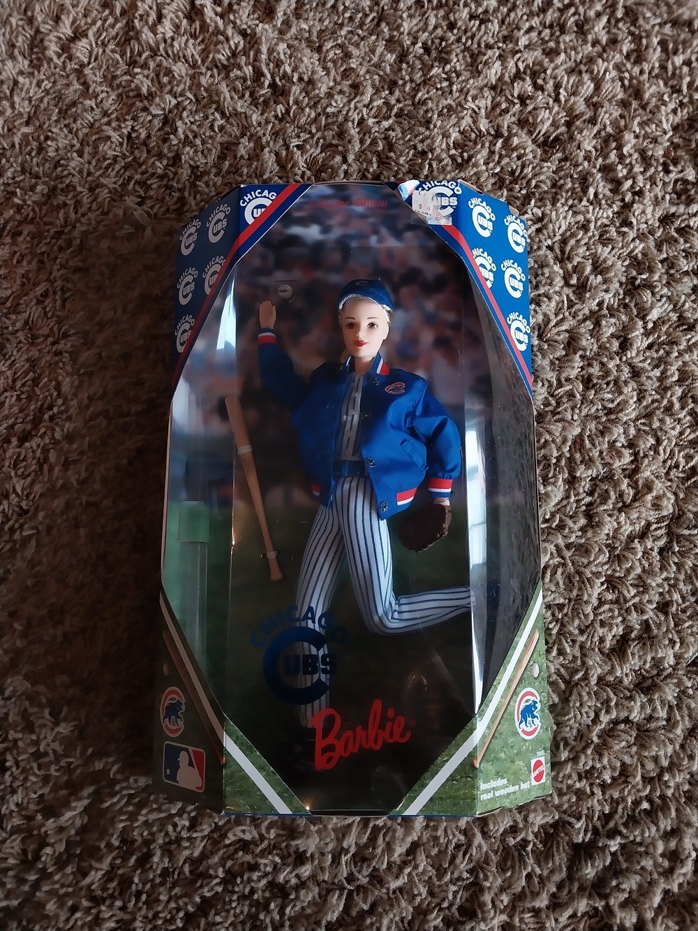 NIB 1999 Chicago Cubs Barbie Mattel 23883